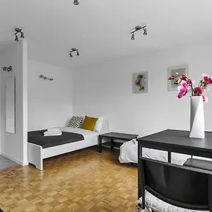 Apartament Zurominska Comfort Studio, Warszawa